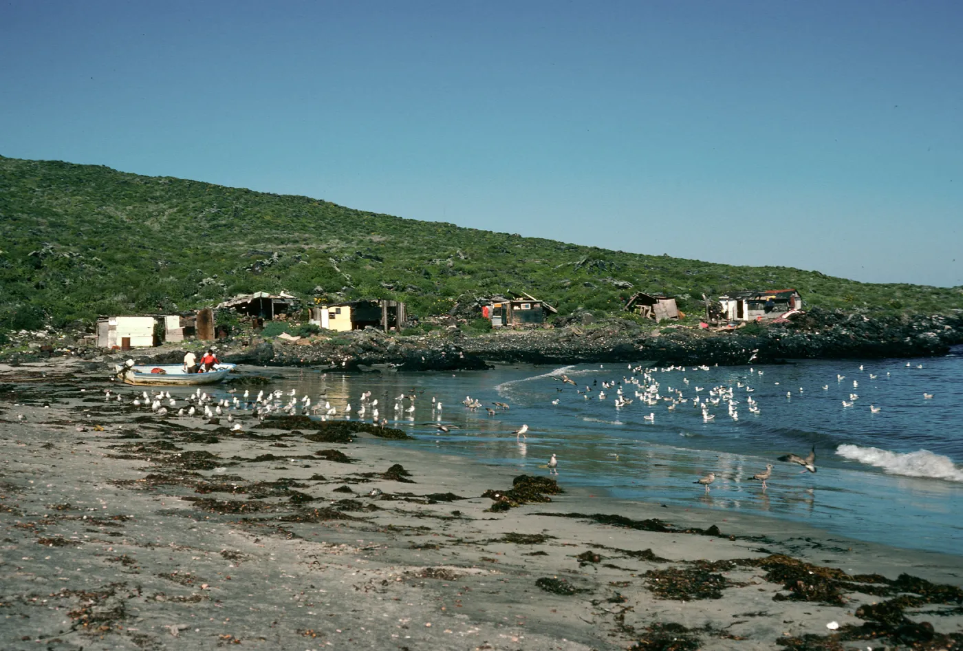 San Martin Island, fishing village, Southeast end