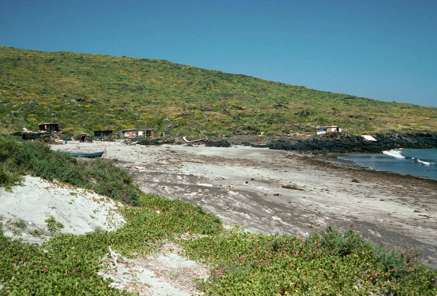 San Martin Island, fishing village, Hasslers Cove