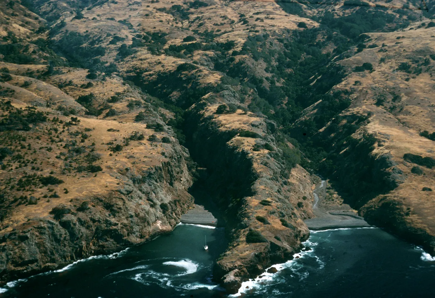 Twin Harbors, Santa Cruz Island