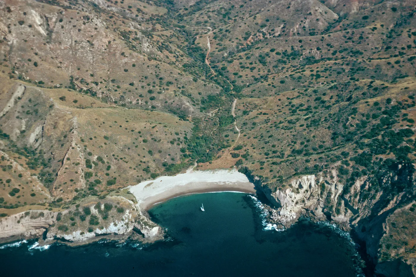 Coches Prietos, Santa Cruz Island