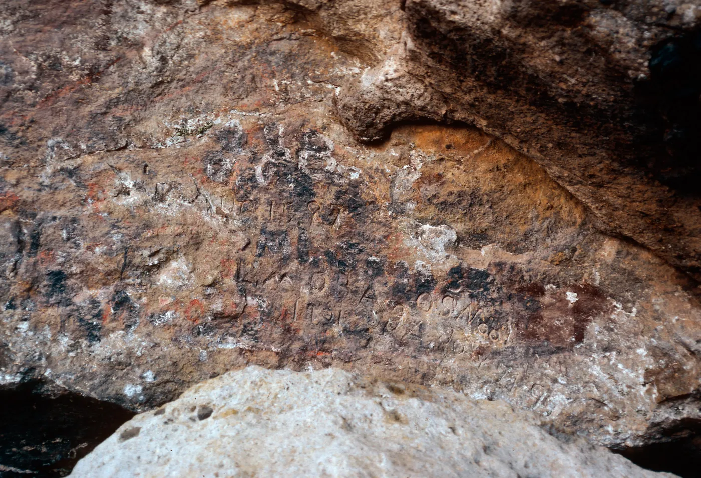 East entrance inscriptions, Cueva Valdez, Santa Cruz Island