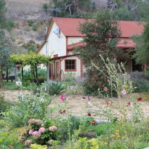 Arroyo Hondo ranch house