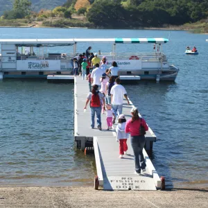SBBG boat, Lake Casitas, SBBG education tours, 2005-2006