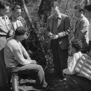 C.H. Muller with Students, 2-21-1949(see Cataloging Support DocumentsMuller)