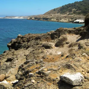 Santa Rosa Island, Black Rock