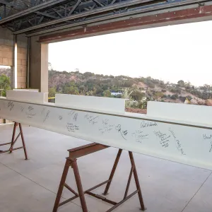 Pritzlaff Conservation Center, Wishes in the Walls event, beam signing