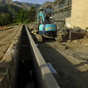 Pritzlaff Conservation Center construction, rill and west face