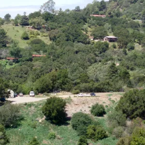 Upper parking area from Cavalli Ridge