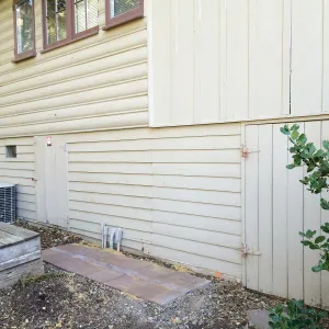 Installaion of rainwater collection tank at the Water Wise Home Garden