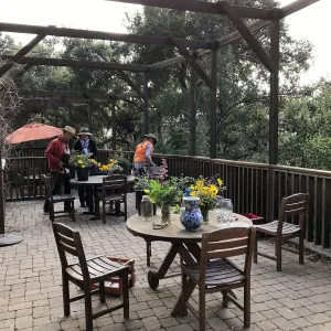 Bringing the Wild Inside floral arrangement workshop with Heather Wehnau-Federlein