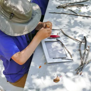 Acorn Adventurers Summer Camp, nature picture frame activity