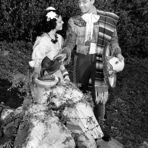 SBBG Sundial with Spanish Dancers