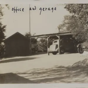 SBBG Administrative Center 1937, Office and Garage
