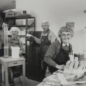 Caroline Connor, Mae Blakley, and jane Lopez enjoying their new seed room.