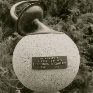 Sundial, 'In memory of a great engineer, Frederick B. Edwards, 1852-1933'