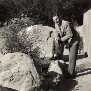 Maunsell Van Rensselaer with Fallugia paradoxa next to Information Kiosk