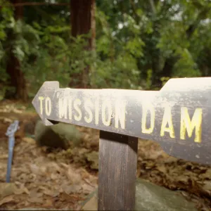 way sign 'to Mission Dam'