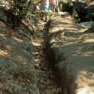 old Mission Aqueduct, construction of the redwood flume, Mission Dam