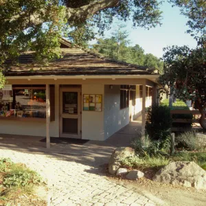Garden gift shop and surrounding landscape, ©Marie Gayeski