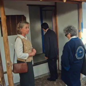 Japanese consul-general visit to Tea House