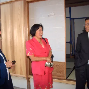 Japanese consul-general visit to Tea House