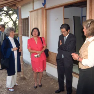 Japanese consul-general visit to Tea House