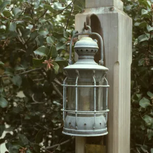 Courtyard Lamp