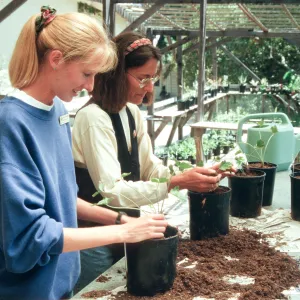 Wren Schroeder, Hort. intern and Carol Bornstein
