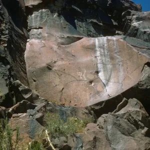 Coso, petroglyphs