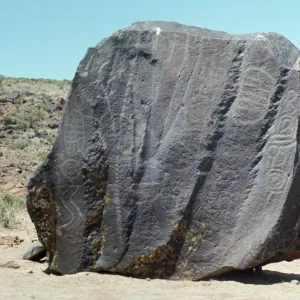 Petroglyph Boulder Landmark, Renegade Canyon, SBBG field trip at petroglyphs, China Lake