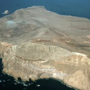 Signal Peak & view to north, Santa Barbara Island