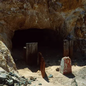 Cedros Island, mine shaft, Canon de la Mina
