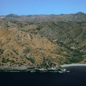 Santa Cruz Island, Coches Prietos