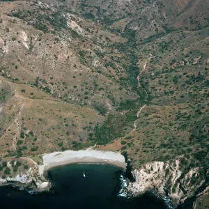 Santa Cruz Island, Coches Prietos