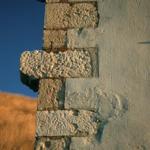 Santa Cruz Island, Smugglers Ranch adobe, stone corners