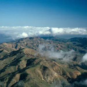 Santa Cruz Island, North ridge & Central Valley from Picacho Diablo