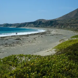 Pozo Beach, looking toward Near Point, Santa Cruz Island
