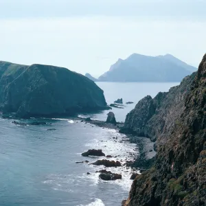 landbridge between East & Middle Anacapa Islands at low tide (~0.6 feet), Middle Anacapa Island