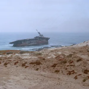 15/ aircraft carrier - looking North, 65-181 & SN-98