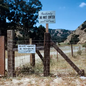 Signs, Prisoners Harbor Entrance, Santa Cruz Island