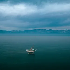 oil rig, North of Santa Cruz Island