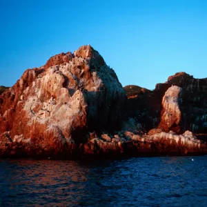 near landing, East side, South Todos Santos Island